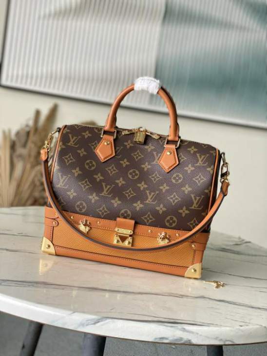Picture of Louis Vuitton Handbags _SKUfw242320560fw